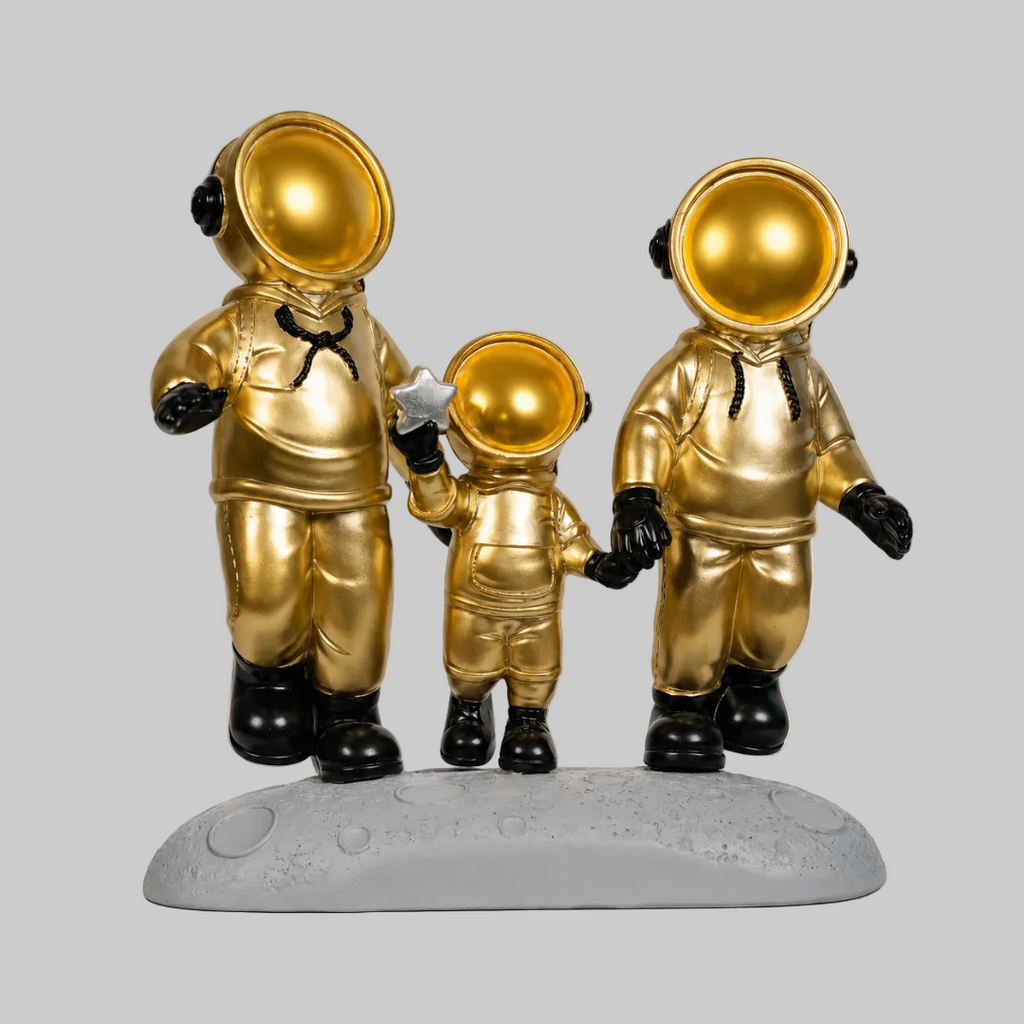 Golden Astronaut Family Statue – Modern Cosmic Showpiece for Kids' Room & Home Decor