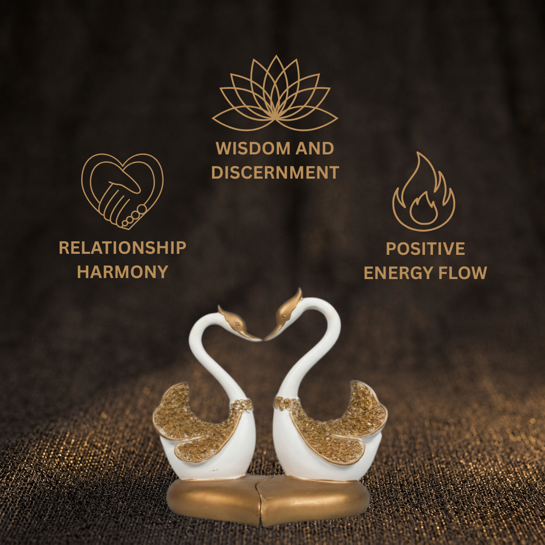 Short Details of Elegant Love Swans Figurine
